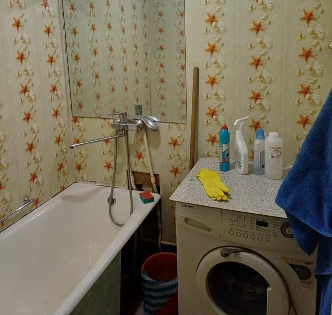 Принимать ванну и мечтать о море помогут тематические панельки | Источник: DoskaYkt