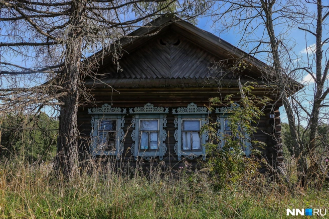 Два дома заброшенными точно не были | Источник: Наталья Бурухина / NN.RU