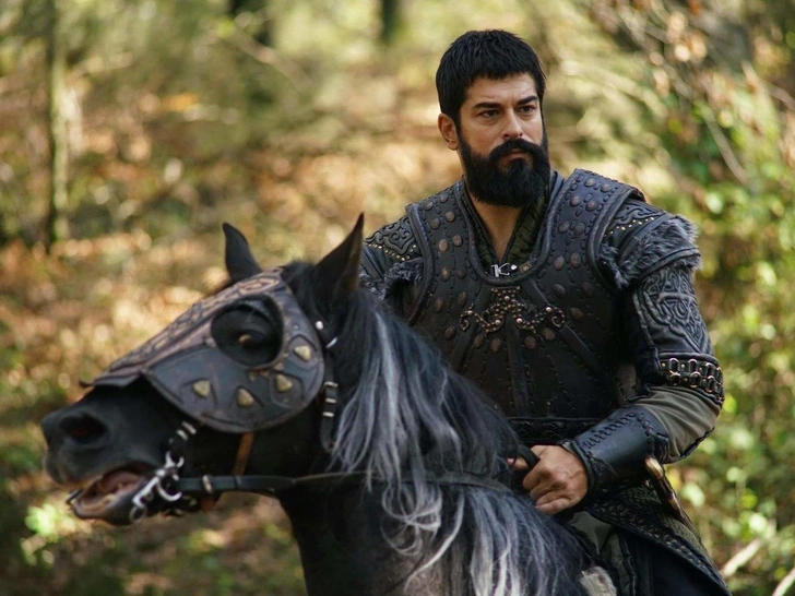 Источник: Кадр из сериала «Основание: Осман»