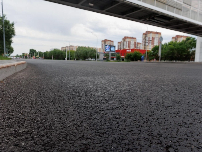 Для верхнего слоя асфальта используется щебень габбро-диабазовой породы. | Источник: Ирина Шарова / 72.RU