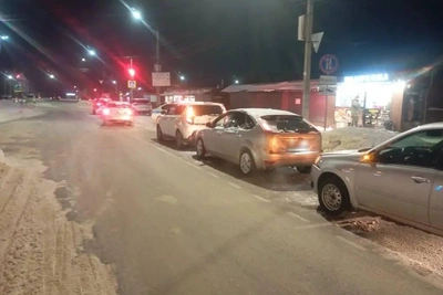 В Воронеже в аварии на Краснознаменной пострадала женщина