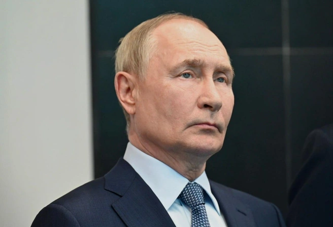 Прошлым летом президент приехал в Магнитогорск и, разумеется, в числе прочего посетил ММК | Источник: Людмила Ковалева 