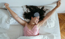 Простой трюк: что нужно сделать за час до сна, чтобы не страдать от жары ночью