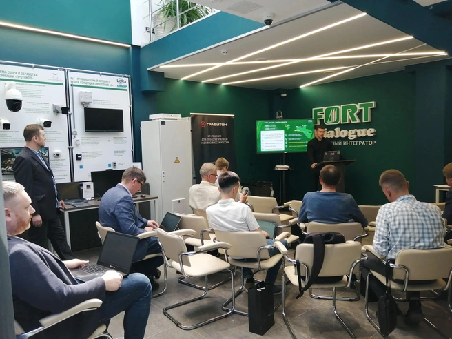 У компании есть филиалы в целом ряде городов | Источник: fortdialog.ru