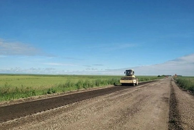 Дорогу между Ивановкой и Толстовкой заасфальтируют в августе