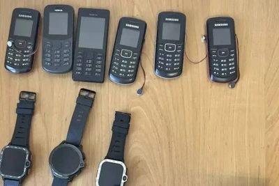 Репетитор ПДД использовал шпионские часы для сдачи экзамена