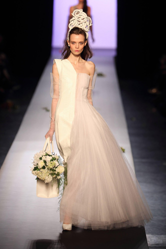Великий провокатор: 15 самых красивых свадебных платьев Жан-Поля Готье