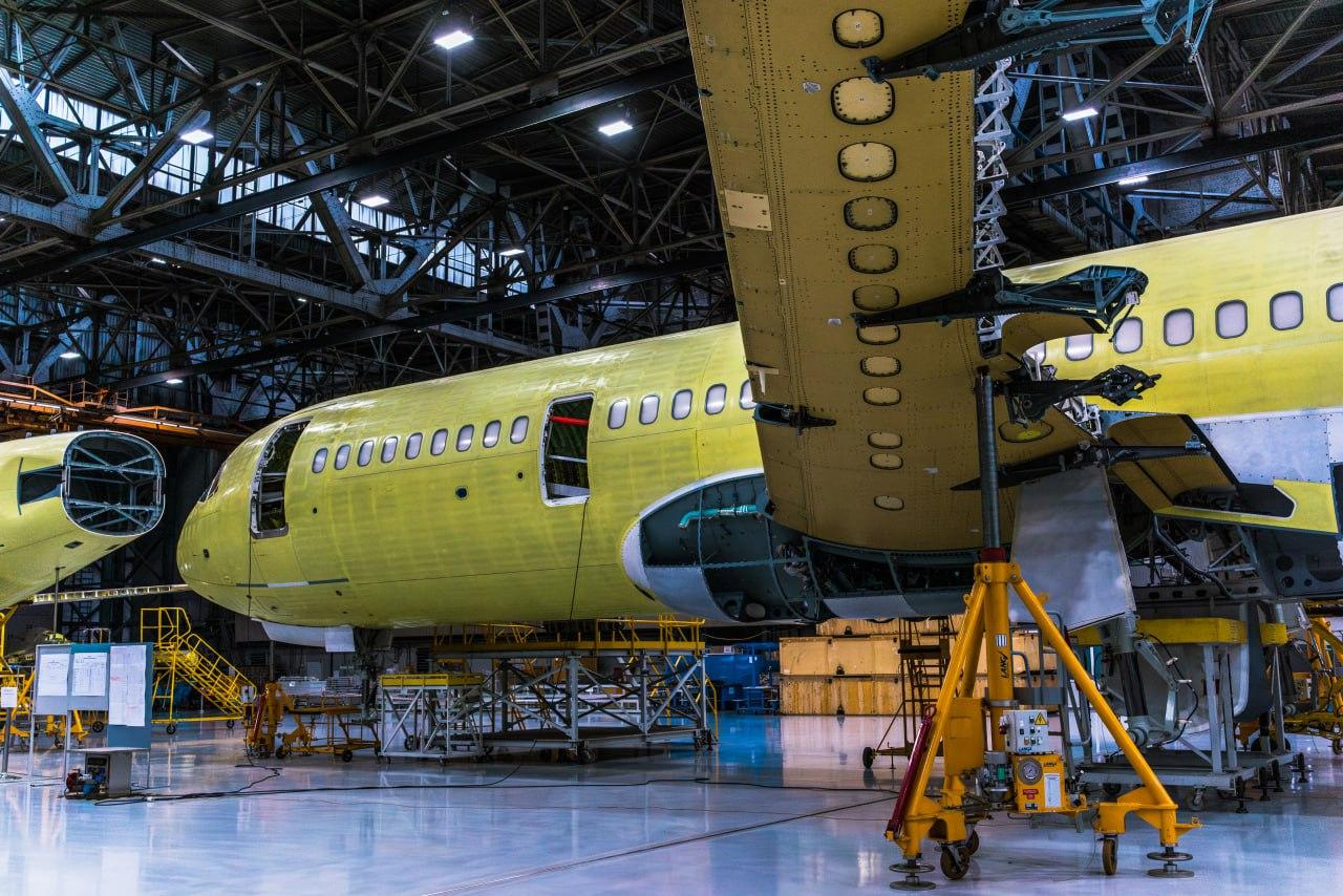 «Это чудо — потомки оценят». Авиаэксперт объяснил, полетит ли МС-21 в 2026 году на самом деле