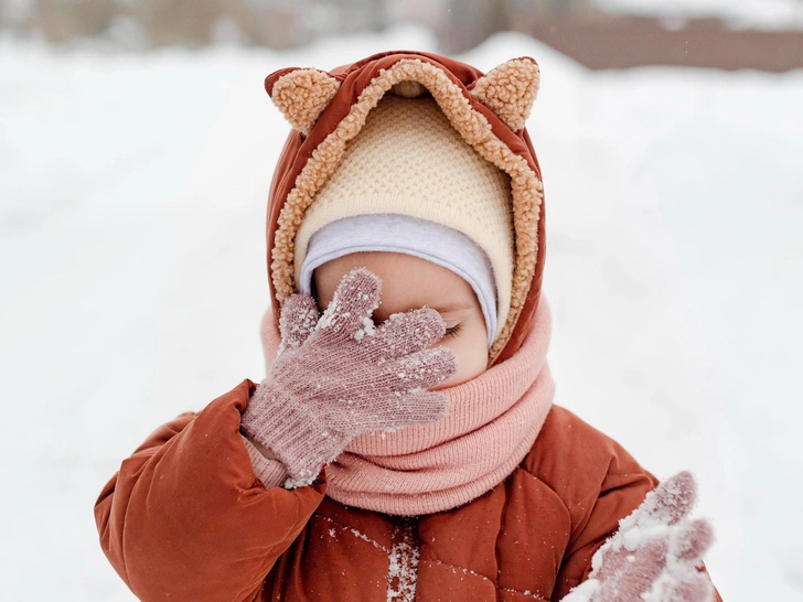 Почему мама была не права, и шапку носить необязательно | parents.ru