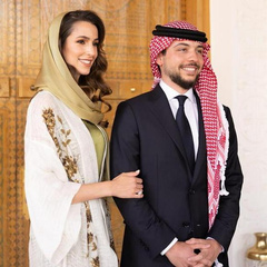 Наследный принц Иордании Хусейн и принцесса Раджва поздравили всех верующих с праздником