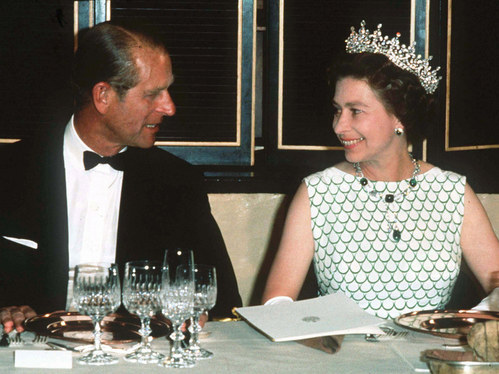 Семейные узы: действительно ли Королева и принц Филипп родственники