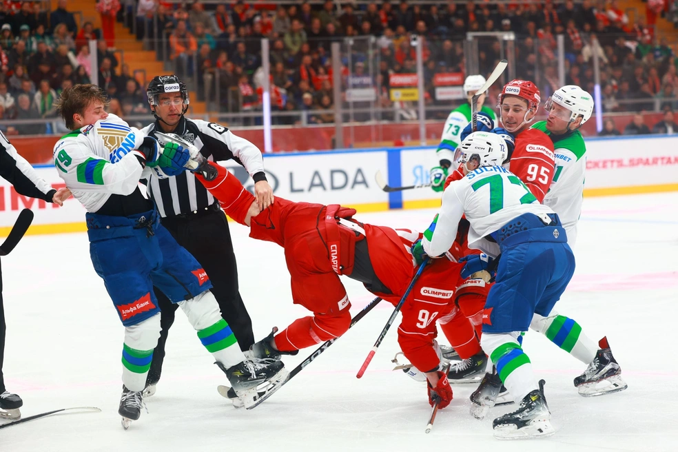 Придумайте подпись в комментариях | Источник: hcsalavat / Vk.com