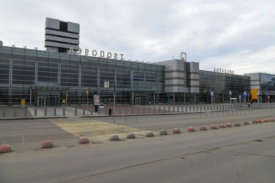 В Кольцово задерживаются рейсы после атаки БПЛА в Ростове