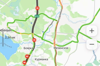 Гигантская пробка парализовала дороги под Екатеринбургом