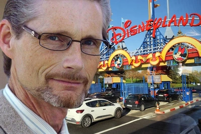 Ветеран Disneyland судится с Disney из-за возраста