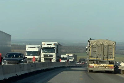 Затор на трассе М-4 «Дон» в сторону Москвы