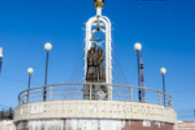 Памятник Кириллу и Мефодию увезут на склад