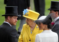 Стыдно вспомнить: как прошло первое знакомство Меган Маркл с Королевой