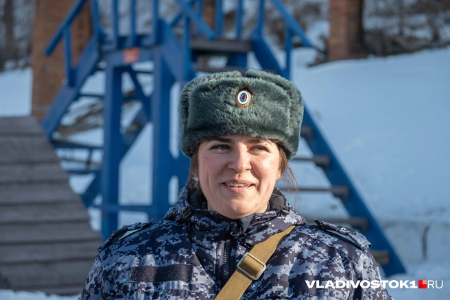 Инструктор-кинолог кинологического отделения Кристина Злобина | Источник: Елена Буйвол / VLADIVOSTOK1.RU