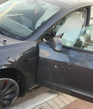 В Израиле Tesla вывезла владельца из-под обстрела ХАМАС, получив сотню пулевых пробоин