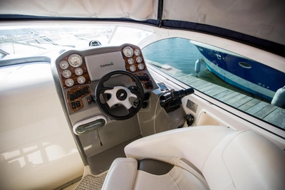 Дорогая яхта с автопилотом продается в Иркутске за 95 млн