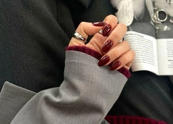 5 цветов маникюра, которые будут повсюду этой осенью