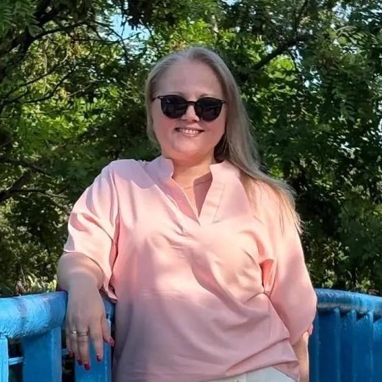 <p>Марина Шишова</p>