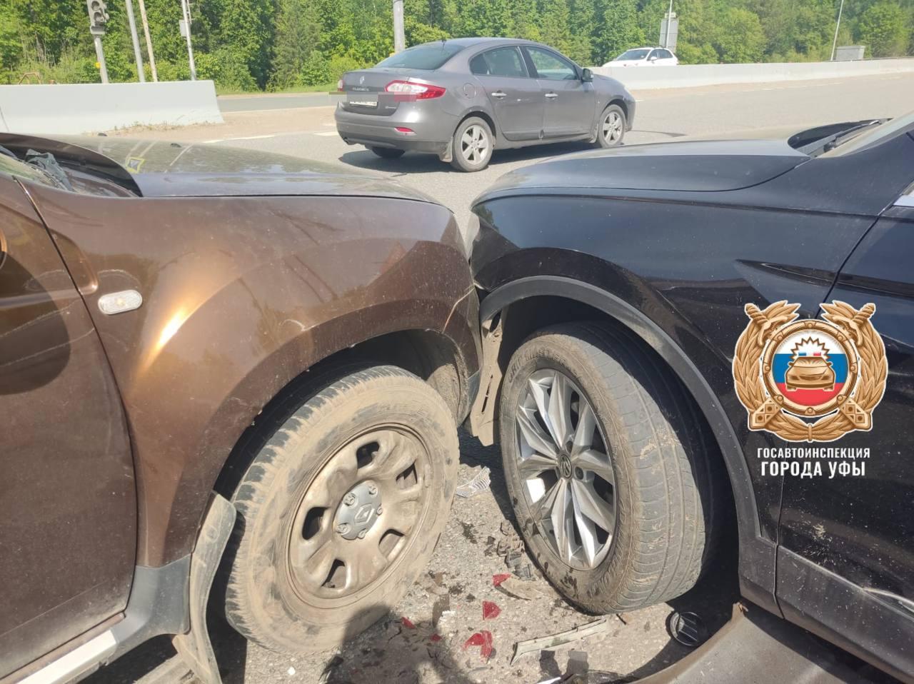 Под Уфой на Нагаевском шоссе шесть машин попали в массовое ДТП