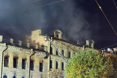 МЧС: пожар у Исаакия локализован, причины пока неизвестны