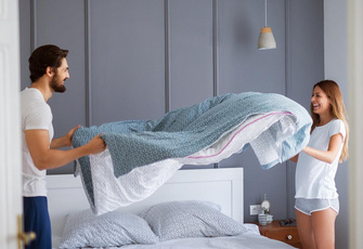 Летнее блаженство: как выбрать идеальное постельное белье для жарких ночей
