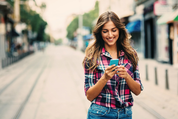 Короткий летний роман в 30 правдивых SMS