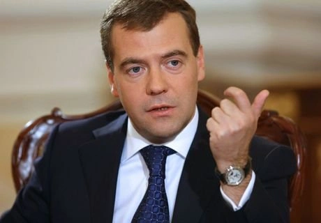 Медведев посоветовал регионам сократить расходы на PR | ya62.ru