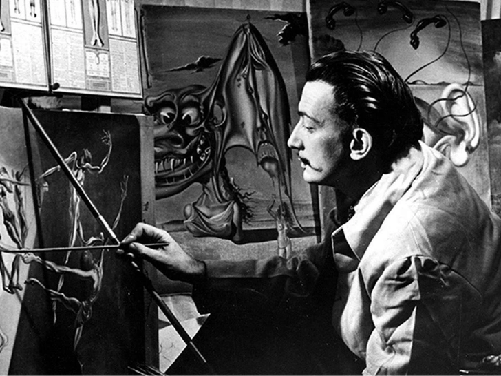 Потерянная картина Сальвадора Дали, найденная случайно, продана на аукционе за миллионы | marieclaire.ru