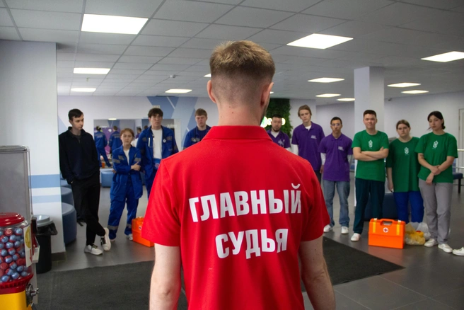 За выполнением заданий следили судьи и оценивали соблюдение клинических требований | Источник: ЮМЕД