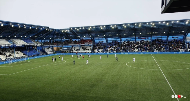 VAR дважды за тайм звал главного арбитра к монитору | Источник: Владислав Митрошин / 56.RU