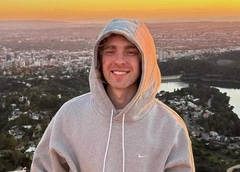 Егор Крид станет дядей, Гарифуллина и Воробьев милуются в боулинге, а Катя Жужа сводит тату: соцсети звезд