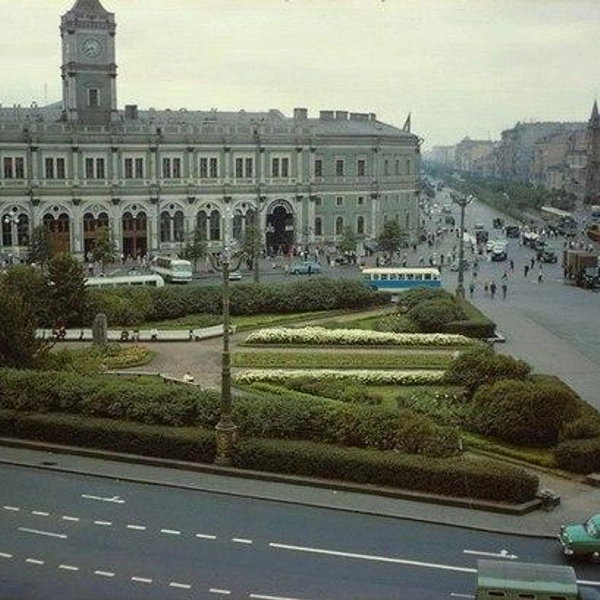 Так выглядела площадь Восстания в 1963 году | Источник: citywalls.ru