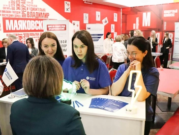Компания разрабатывает новые форматы взаимодействия и оптимизирует существующие процессы обслуживания | Источник: АО «РЭС»