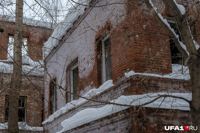 Это Маркса, 13, Особняк Коньшиной — он принадлежал «Эрмитажу» | Источник: Булат Салихов / UFA1.RU