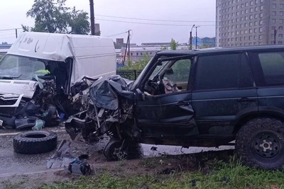 Подробности аварии с пятью машинами на Блюхеровском мосту