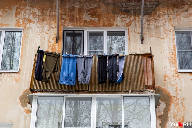 Малыш упал с балкона в Приморье | Источник: Кирилл Поверинов / 76.RU