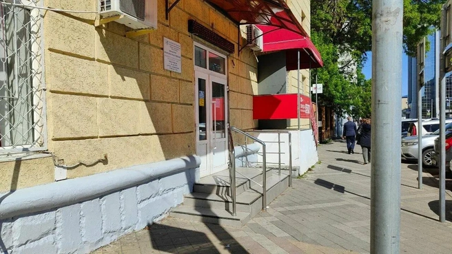 Уже закрытая поликлиника на Красной  | Источник: yandex.ru/maps