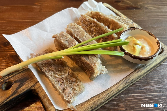 Холодец помогает повысить подвижность суставов, улучшает работу опорно-двигательной системы | Источник: Дарья Селенская / Городские медиа