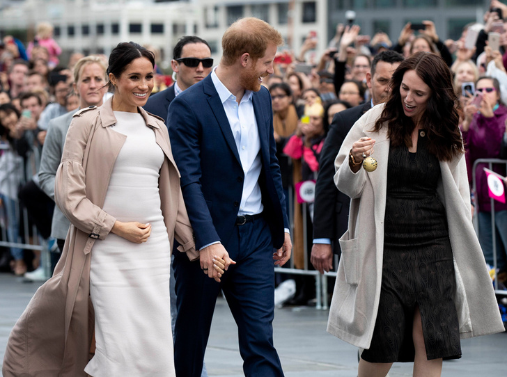 Зачем Гарри и Меган кидались сапогами и другие подробности королевского визита в Окленд