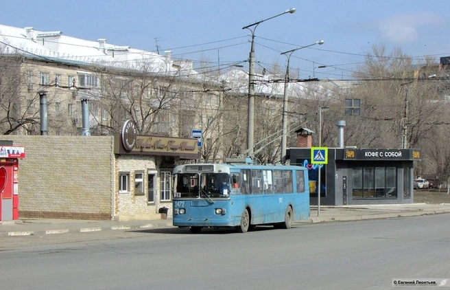 ЗиУ возил горожан по маршрутам 18,4,5к, 2,7,8,9,10,11, 11к, 13,14,19,21,25э. | Источник: «Тольятти Транспорт: всё о транспорте„/ vk.com, Евгений Леонтьев