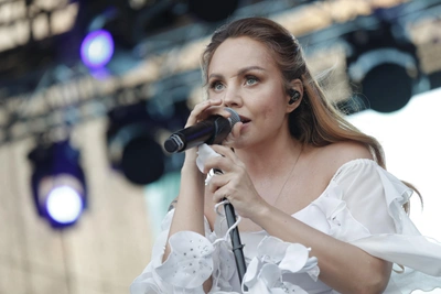 МакSим — о «Слове пацана»: бабских сходок боялись даже пацаны