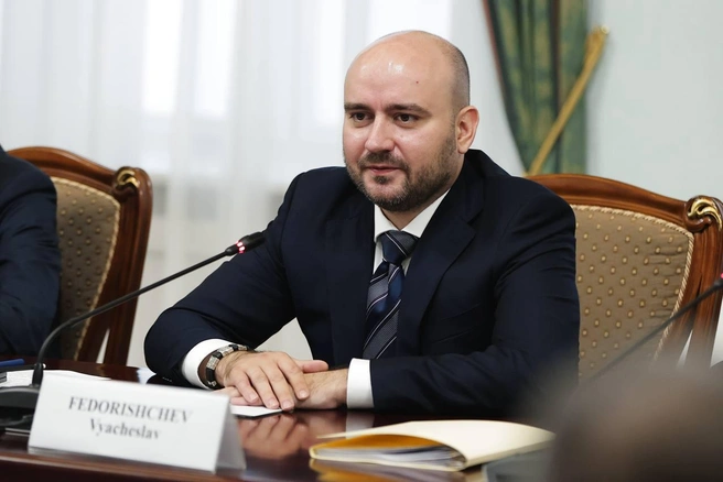 Рабочую встречу с делегацией провел губернатор Самарской области Вячеслав Федорищев | Источник: пресс-служба Правительства СО