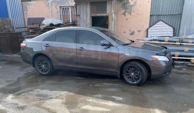 Toyota Camry, 2006 год&nbsp;— мечта и легенда. Сегодня продается за 990 тысяч | Источник: Drom.ru