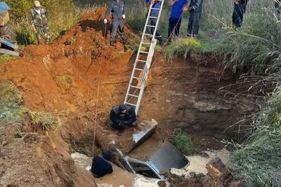 В карстовом провале в Чулково нашли два тела