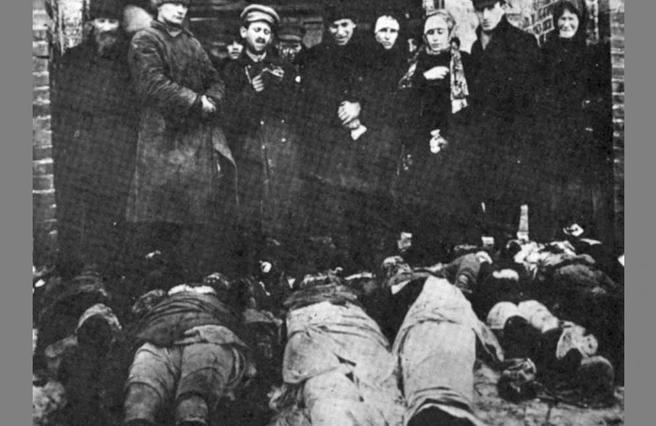Жертвы погрома в Проскурове, февраль 1919 г. | Источник: Из альбома «Еврейские погромы 1918–1921» / evrejskaja-panorama.de